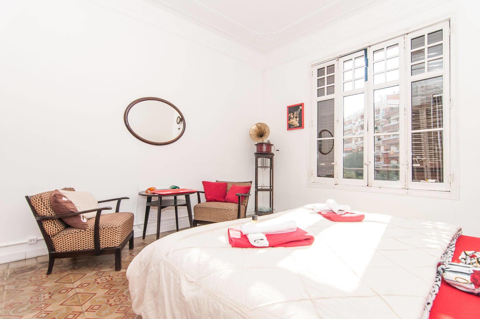 Bed and Breakfast Casa Trianon Barcelona Exterior foto